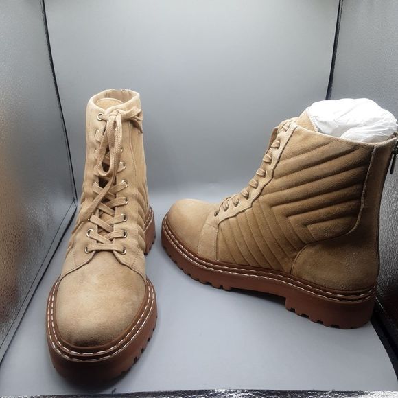 Vince Camuto Beige Combat Boots Sz 11 NIB - Picture 2 of 11